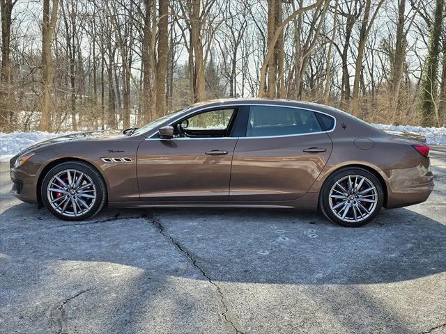 2022 Maserati Quattroporte Modena