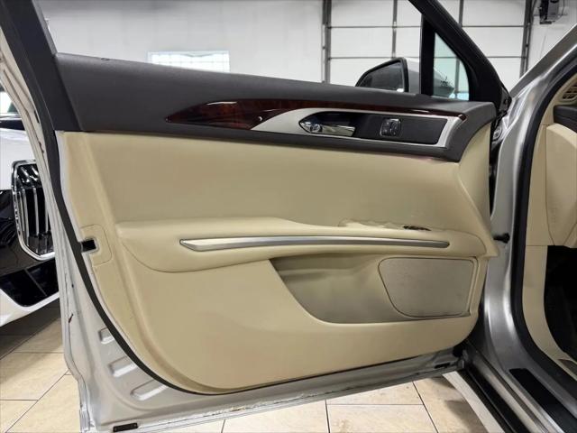 2013 Lincoln MKZ FWD