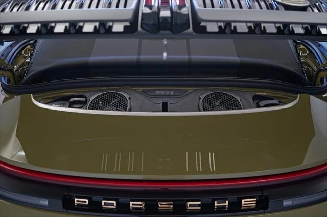 2026 Porsche 911 Carrera 4 GTS Cabriolet