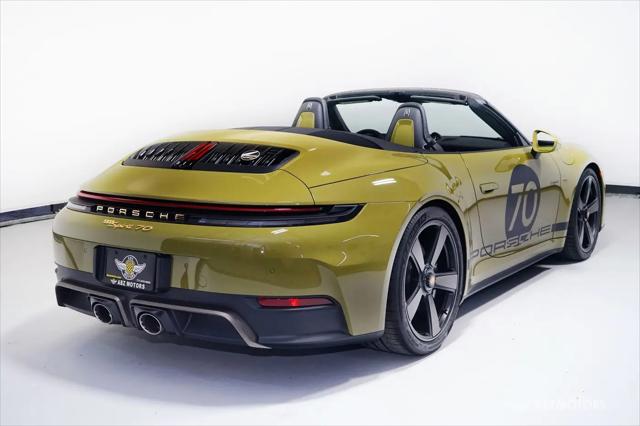 2026 Porsche 911 Carrera 4 GTS Cabriolet