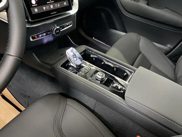2026 Volvo XC90 Plus, B6 AWD Gas (mild hybrid), Gasoline, Bright, 7 Seats