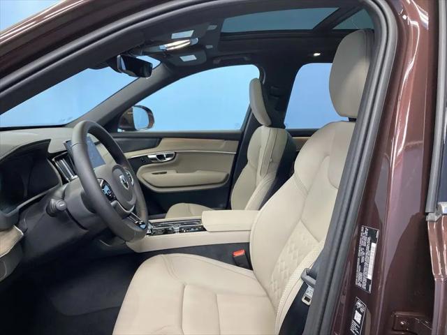 2026 Volvo XC90 Plus, B6 AWD Gas (mild hybrid), Gasoline, Bright, 7 Seats