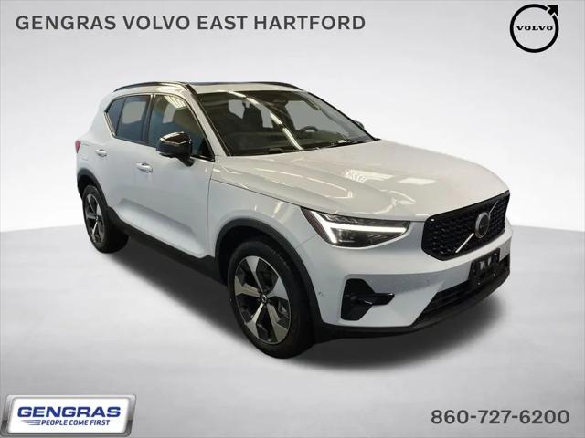 2026 Volvo XC40 Plus, B5 AWD Gas mild hybrid, Dark for sale in East Hartford, CT