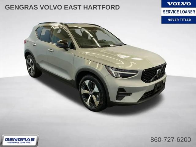 2026 Volvo XC40 Core, B5 AWD Gas (mild hybrid), Dark for sale in East Hartford, CT