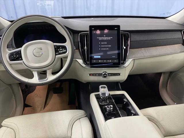 2026 Volvo XC90 Ultra, B6 AWD Gas (mild hybrid), Gasoline, Bright, 7 Seats