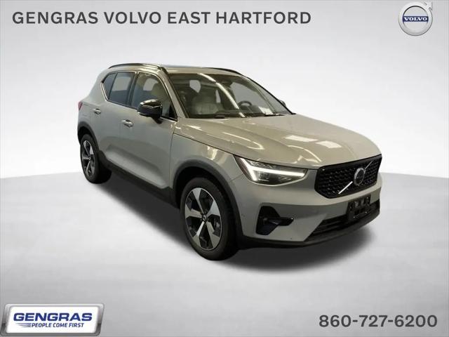 2026 Volvo XC40 Plus, B5 AWD Gas (mild hybrid), Dark for sale in East Hartford, CT