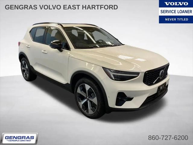 2026 Volvo XC40 Plus, B5 AWD Gas (mild hybrid), Dark for sale in East Hartford, CT