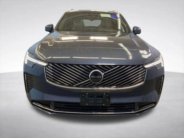 2026 Volvo XC90 Plus, B6 AWD Gas (mild hybrid), Gasoline, Bright, 7 Seats