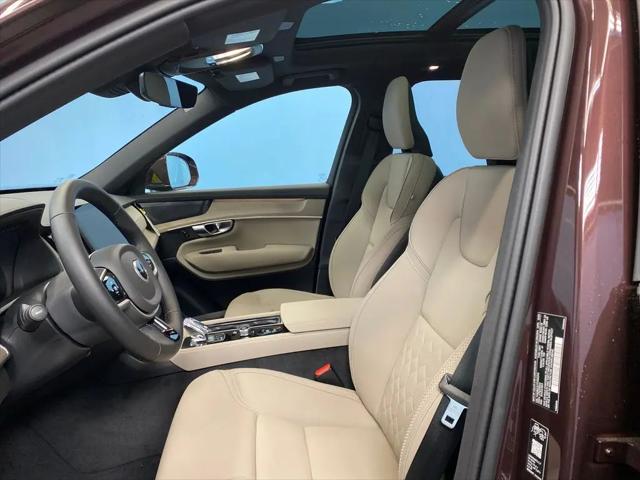 2026 Volvo XC90 Plus, B6 AWD Gas (mild hybrid), Gasoline, Bright, 6 Seats