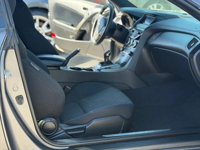 2016 Hyundai Genesis Coupe 3.8 Base