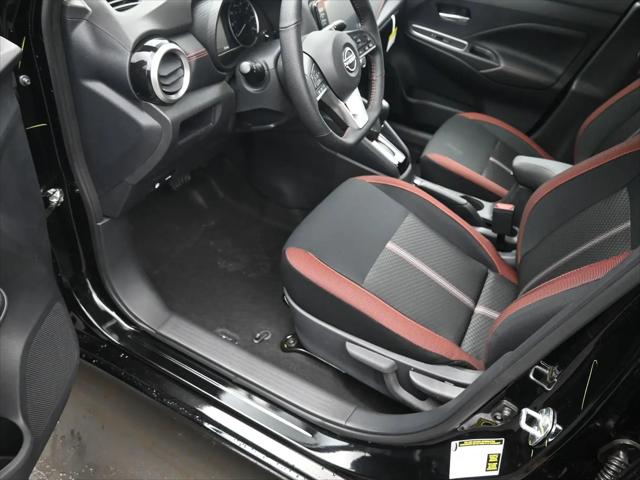 2025 Nissan Versa 1.6 SR