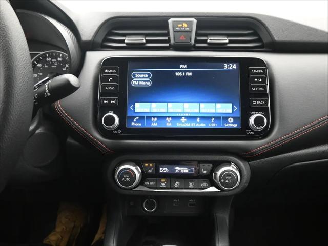 2025 Nissan Versa 1.6 SR