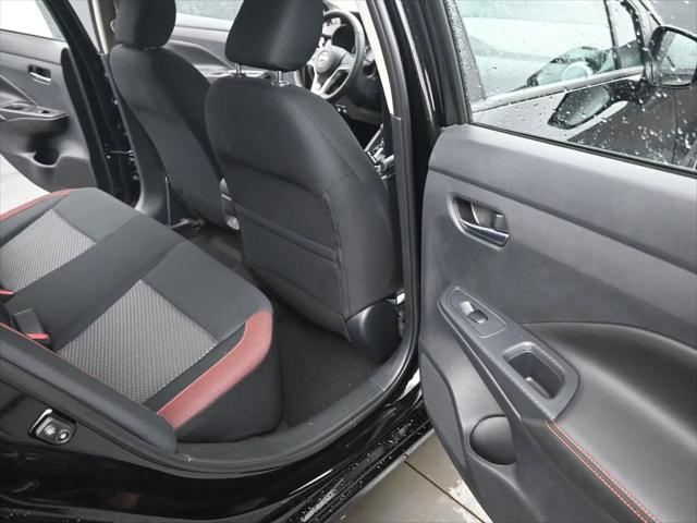 2025 Nissan Versa 1.6 SR
