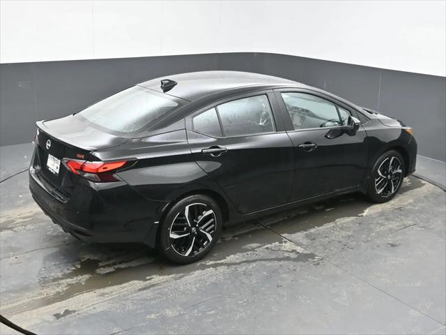 2025 Nissan Versa 1.6 SR