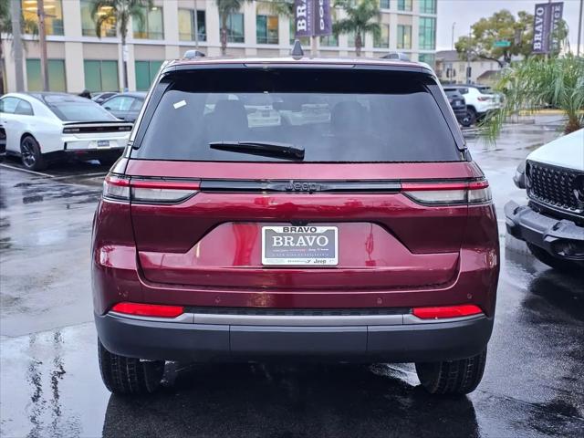 2026 Jeep Grand Cherokee Altitude 4x2