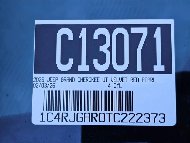 2026 Jeep Grand Cherokee Altitude 4x2