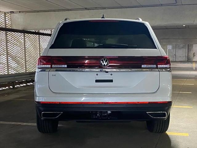 2026 Volkswagen Atlas SE with Technology