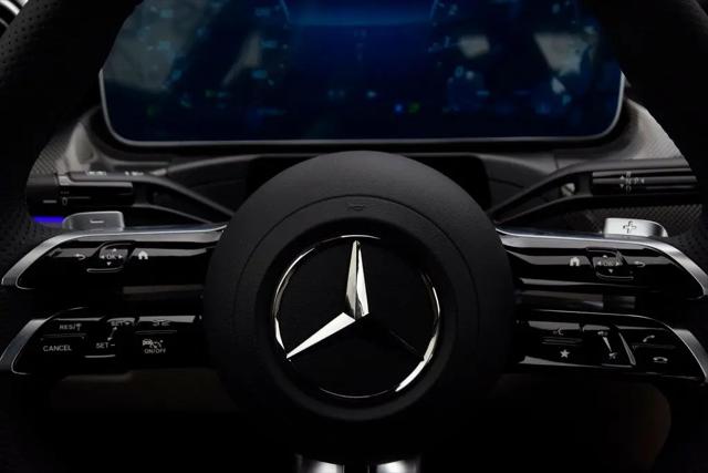 2026 Mercedes-Benz E-CLASS E 300 CLE 300