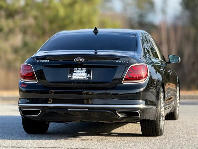2020 Kia K900 Luxury