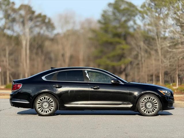 2020 Kia K900 Luxury