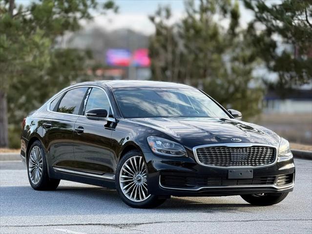 2020 Kia K900 Luxury