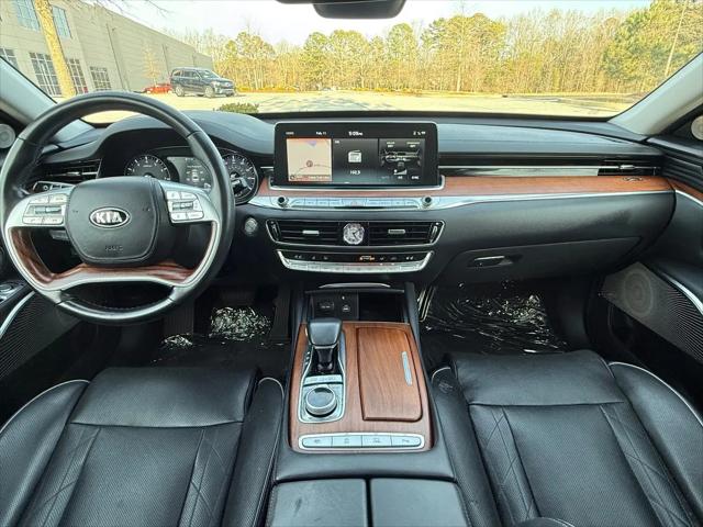 2020 Kia K900 Luxury
