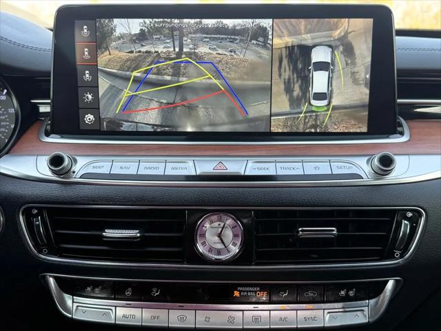2020 Kia K900 Luxury