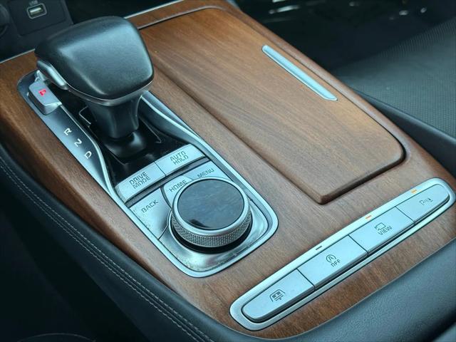 2020 Kia K900 Luxury