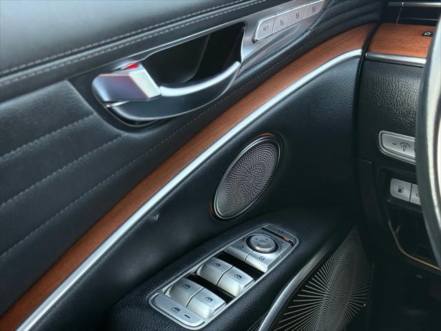 2020 Kia K900 Luxury