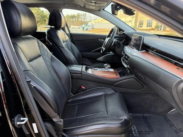 2020 Kia K900 Luxury