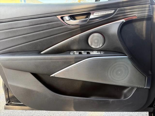 2020 Kia K900 Luxury