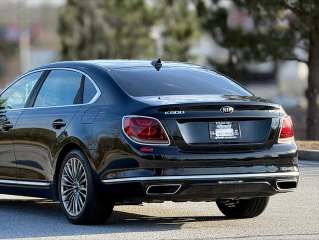 2020 Kia K900 Luxury