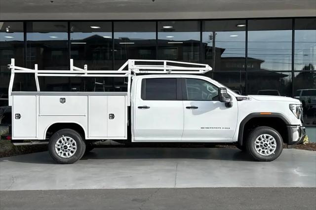 2026 GMC Sierra 2500HD Crew Cab, Long Bed, Pro, 4WD