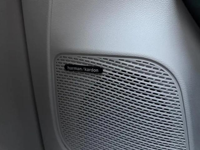 2019 Chrysler Pacifica Hybrid Limited