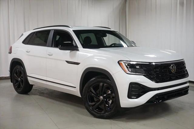 2026 Volkswagen Atlas Cross Sport SEL R-Line Black
