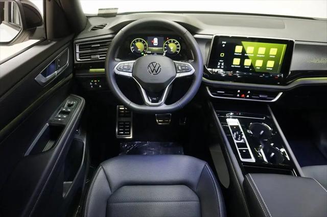 2026 Volkswagen Atlas Cross Sport SEL R-Line Black