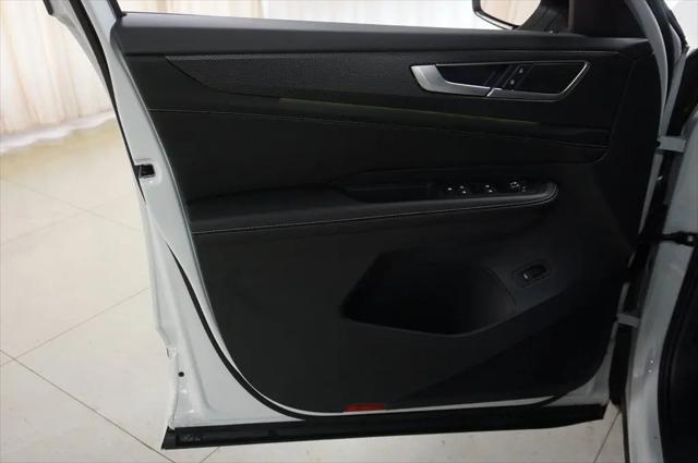 2026 Volkswagen Atlas Cross Sport SEL R-Line Black