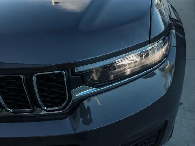 2026 Jeep Grand Cherokee L Altitude 4x2