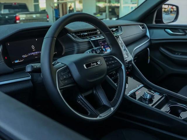2026 Jeep Grand Cherokee L Altitude 4x2