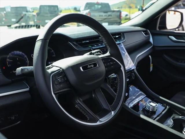 2026 Jeep Grand Cherokee L Altitude 4x2