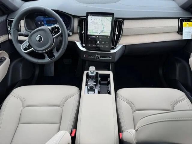 2026 Volvo XC90 Core, B5 AWD Gas (mild hybrid), Gasoline, Bright, 7 Seats