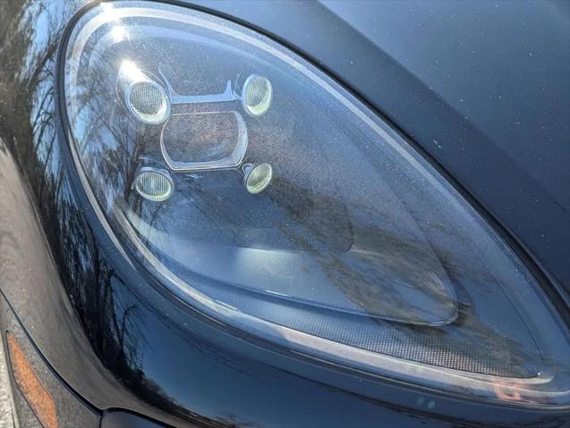 2021 Porsche Macan Macan