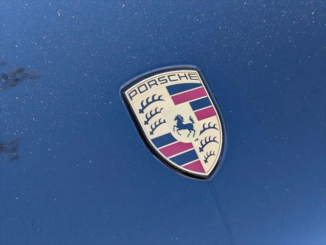 2021 Porsche Macan Macan