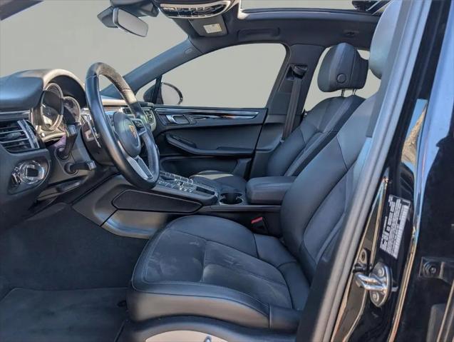 2021 Porsche Macan Macan