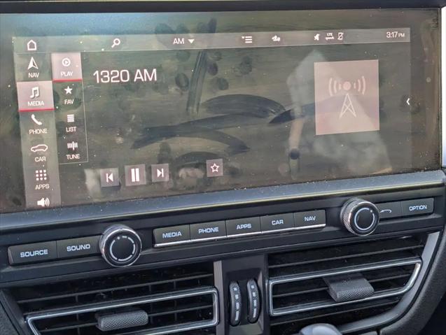 2021 Porsche Macan Macan