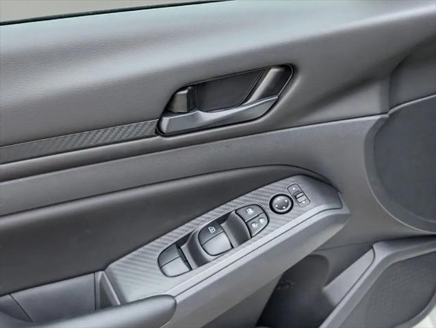 2025 Nissan Altima S FWD
