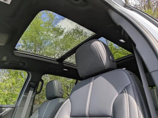 2026 GMC Acadia Elevation AWD
