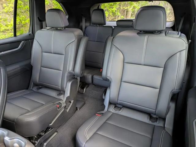 2026 GMC Acadia Elevation AWD