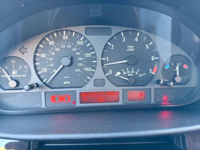 2004 BMW 325xi 325xi