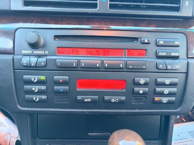 2004 BMW 325xi 325xi